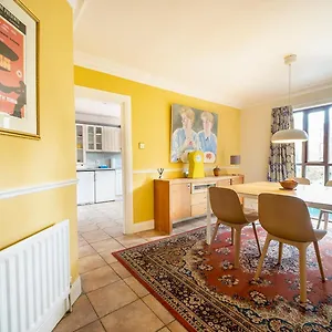  Apartment Pass The Keys Stunning 3 Bedroom Leafy South With Lots Nearby